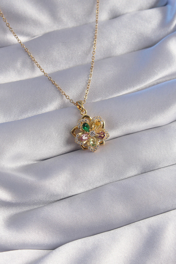 EBJ 316L Steel Chain Gold Color Necklace with Colorful Zircon Stone Flower Design - Elmshorn