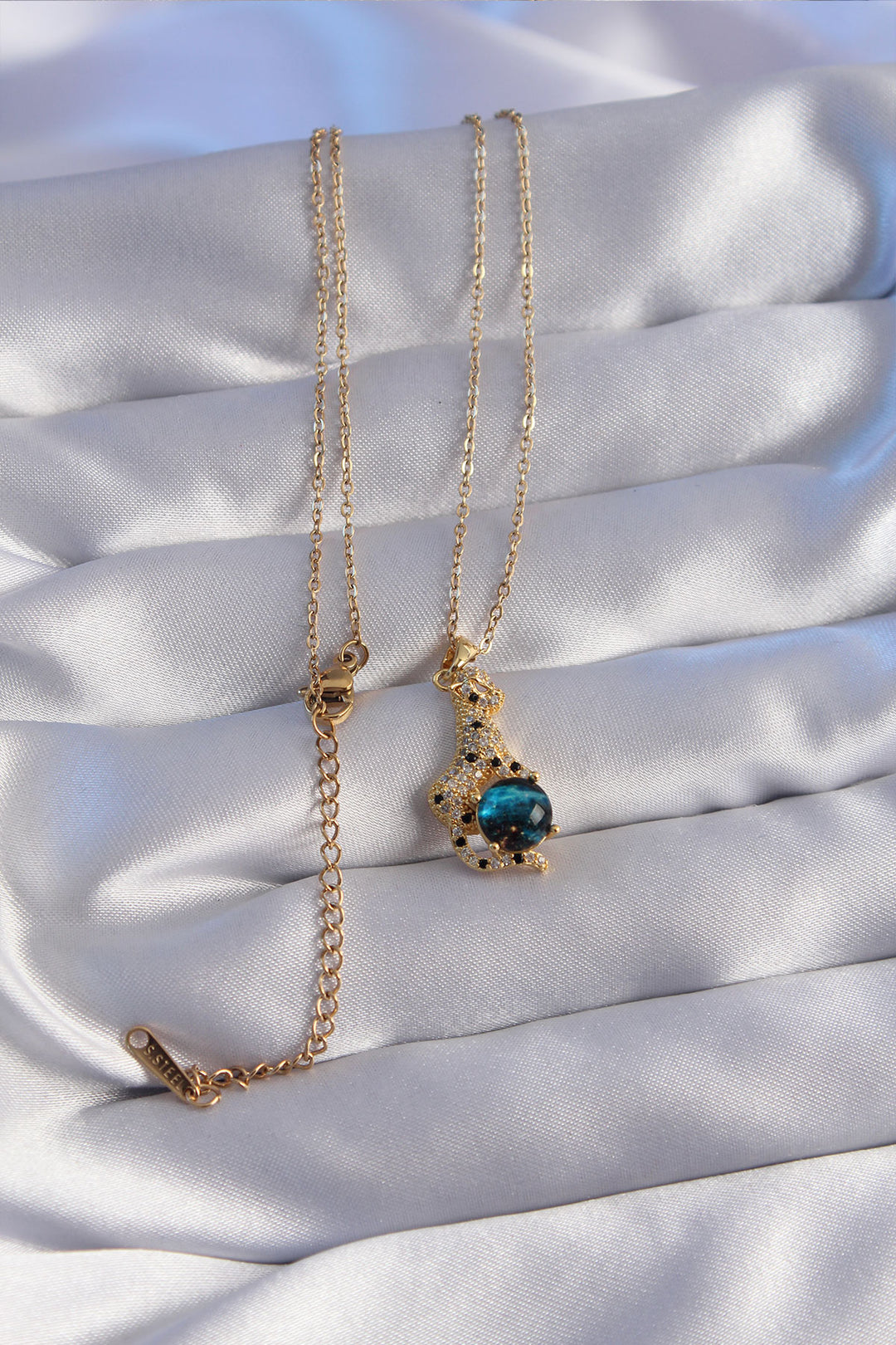 EBJ 316L Steel Chain Gold Color Panther Figure Planet Necklace with Zircon Stone - Willenhall