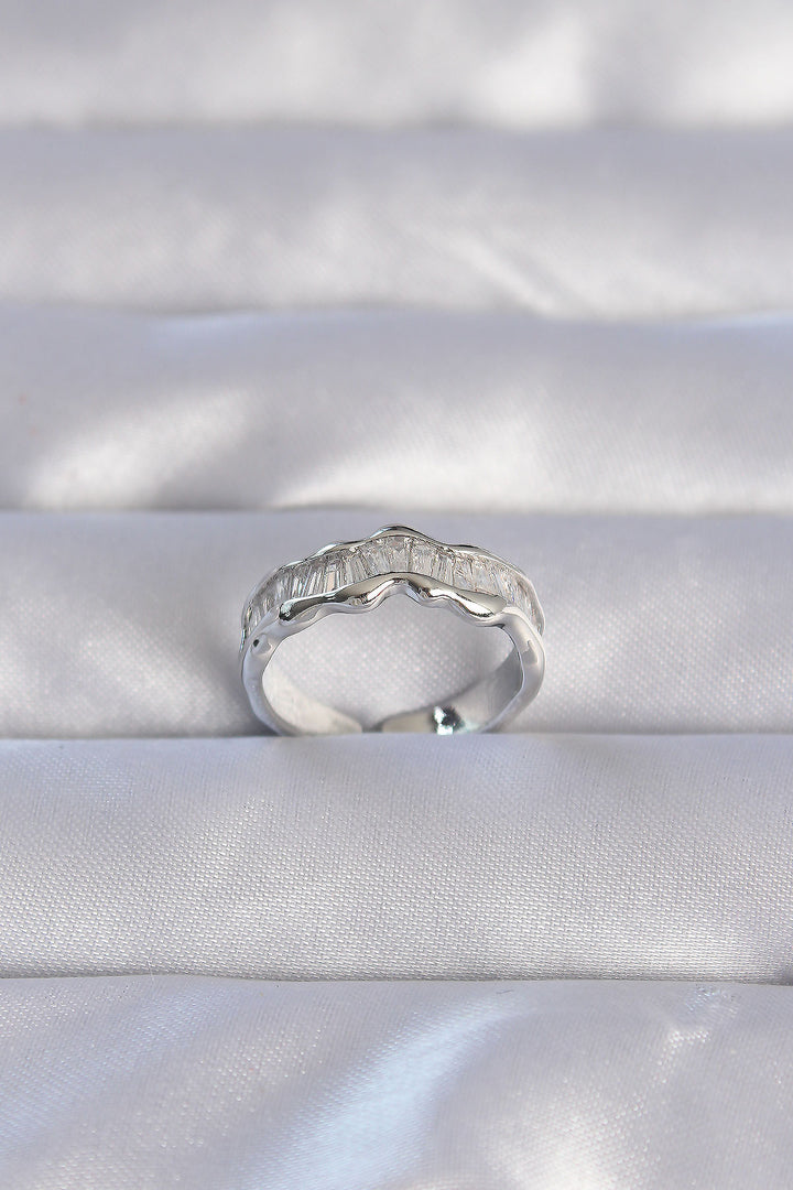 EBJ Rice Silver Color Zircon Stone Wavy Waterway Model Adjustable Ring - Lake Stevens