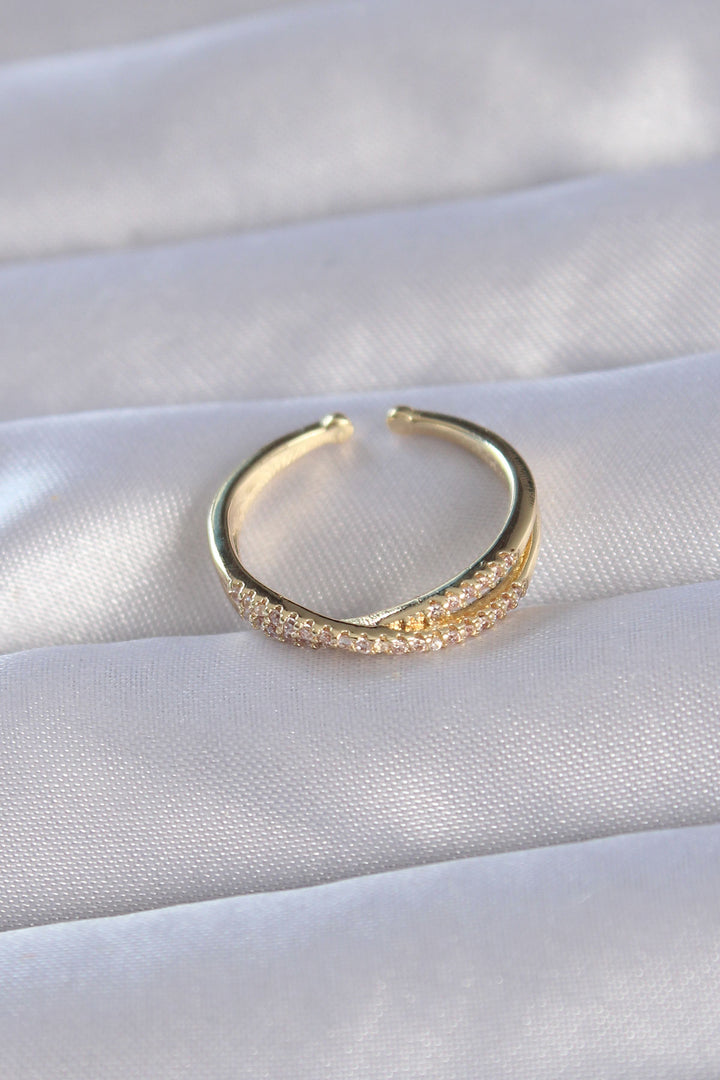 EBJ Adjustable Ring with Rice Gold Color Zircon Stone X Model - Antequera