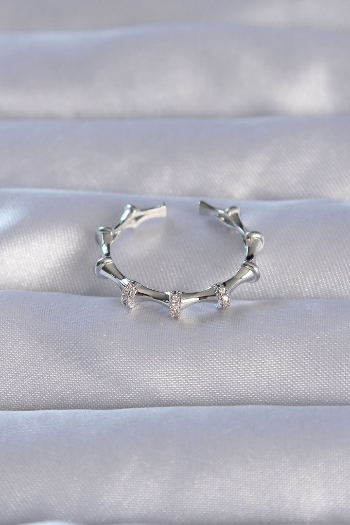EBJ Rice Silver Color Pink Zircon Stone Bone Model Adjustable Ring - Cuenca