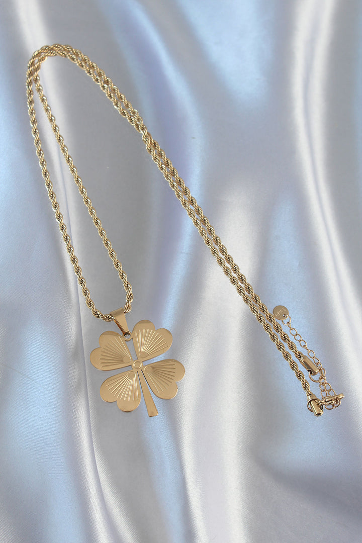 EBJ 316L Steel Chain Gold Color Clover Necklace with Twisted Chain - Marlborough
