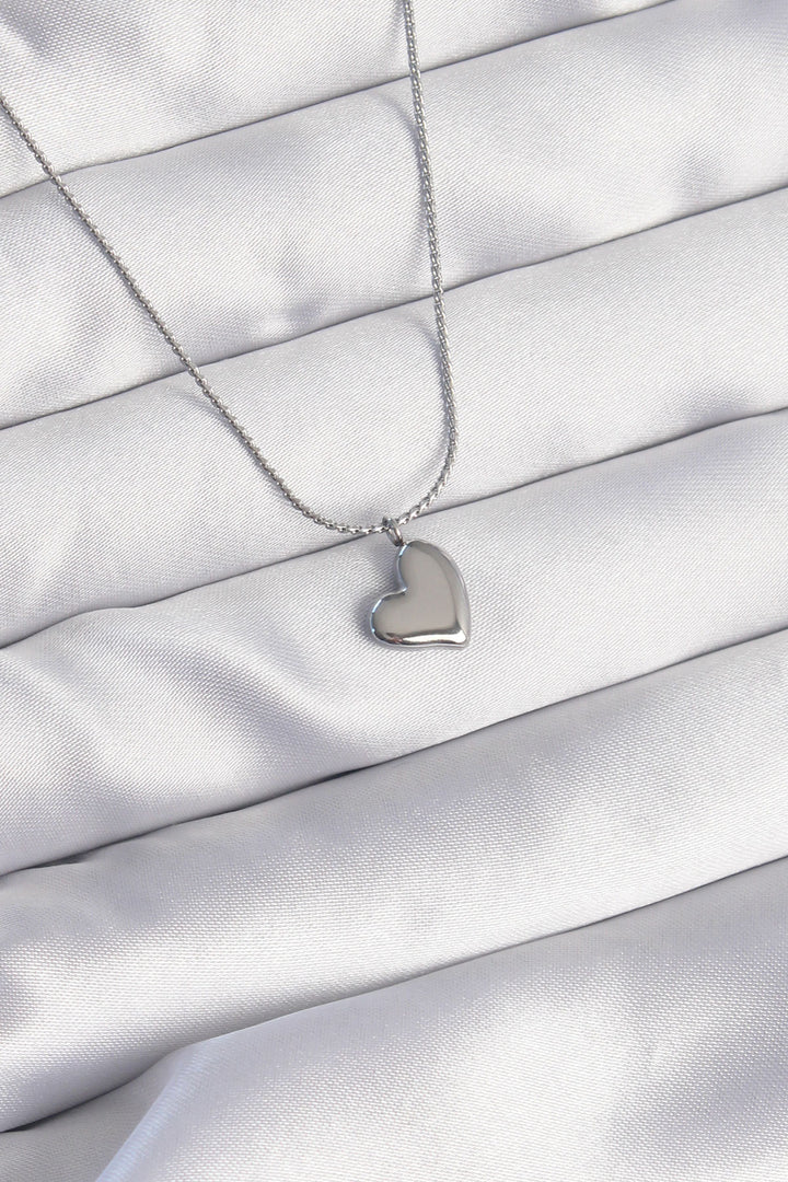 EBJ 316L Stainless Steel Silver Color Minimal Heart Design Necklace - Cagliari