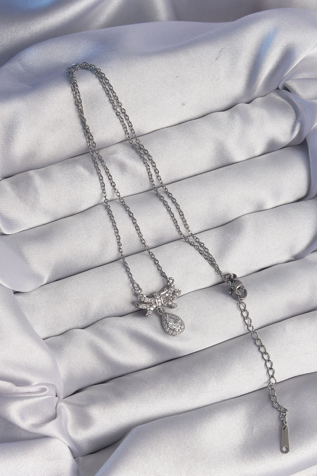 EBJ 316L Stainless Steel Silver Color Bow Detail Zircon Stone Drop Model Necklace - Viterbo