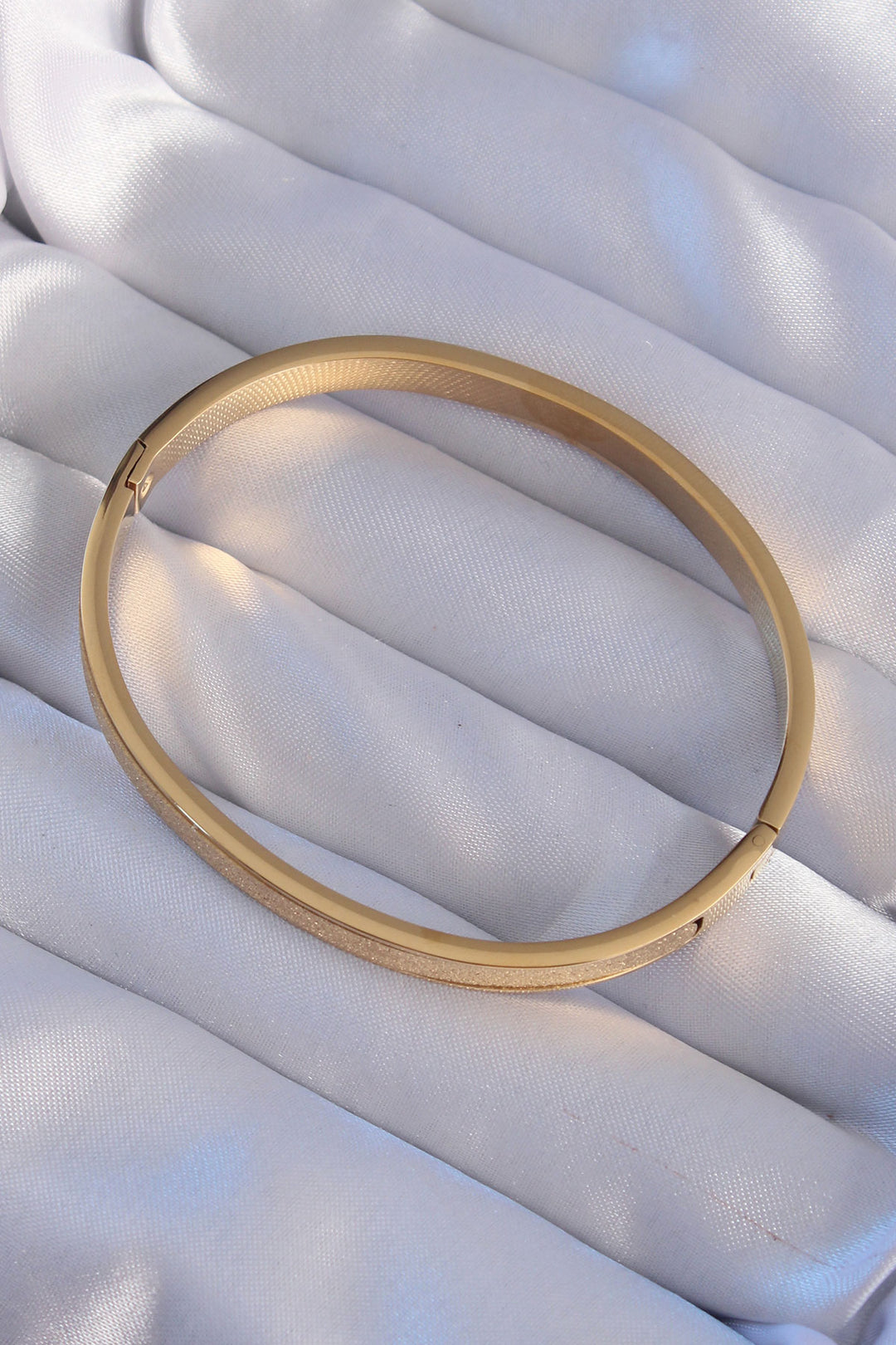 EBJ 316L Steel Gold Color Glittery Model Thin Cuff - Georgetown