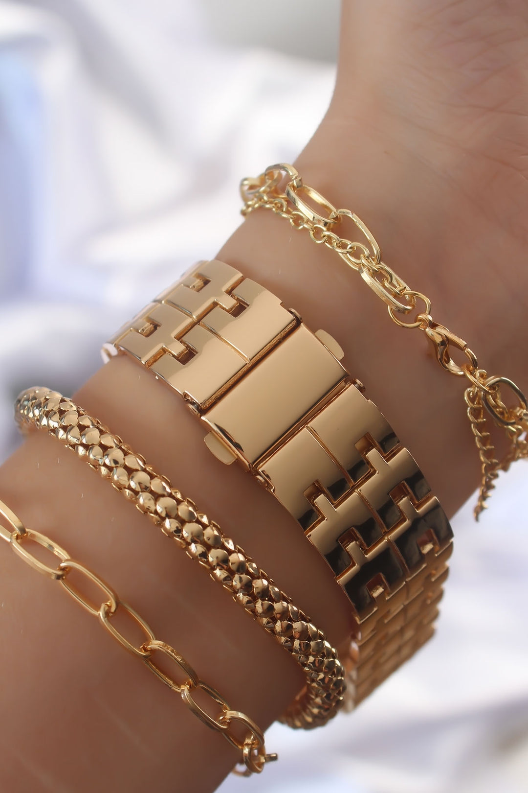 EBJ Gold Color Roman Numeral Metal Strap Watch and Bracelet Set - Fargo