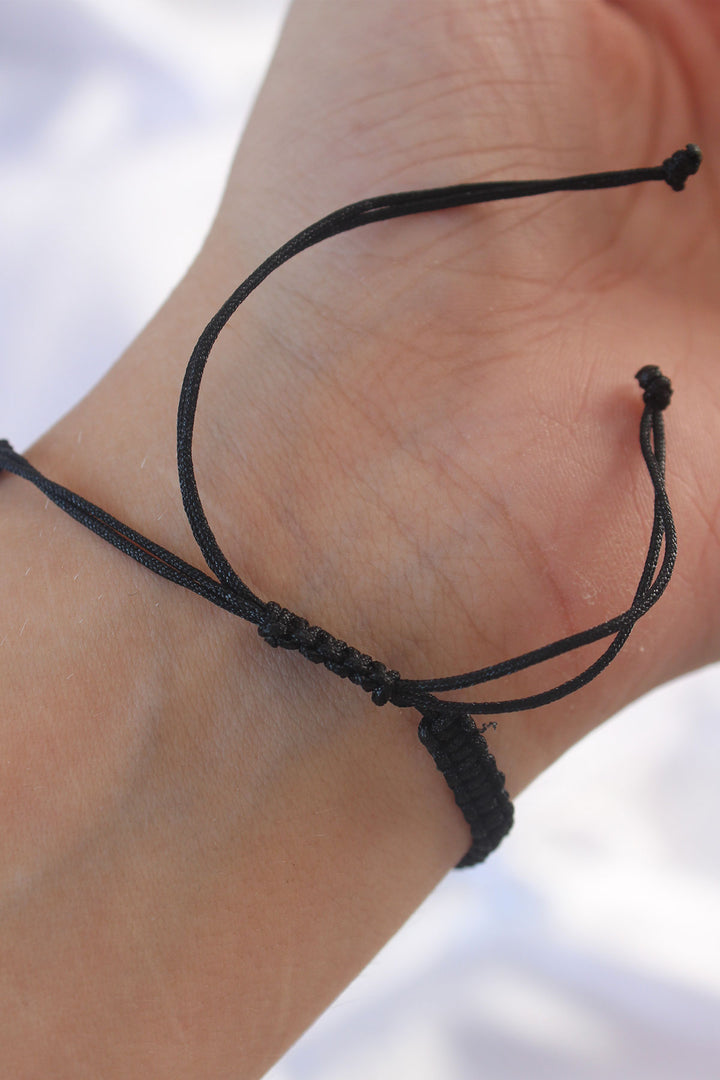 EBJ Silver Color Zircon Stone Heart Figure Macrame Bracelet - Antratsyt