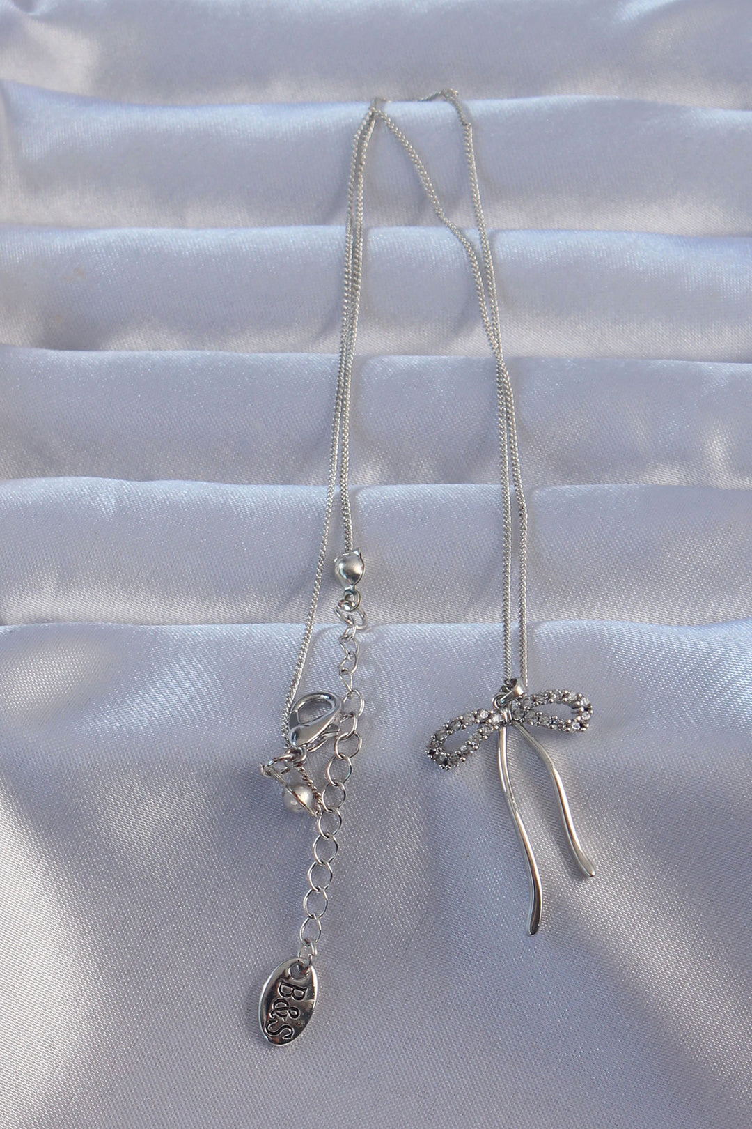 EBJ Rice Silver Color Zircon Stone Bow Necklace - Tulcea