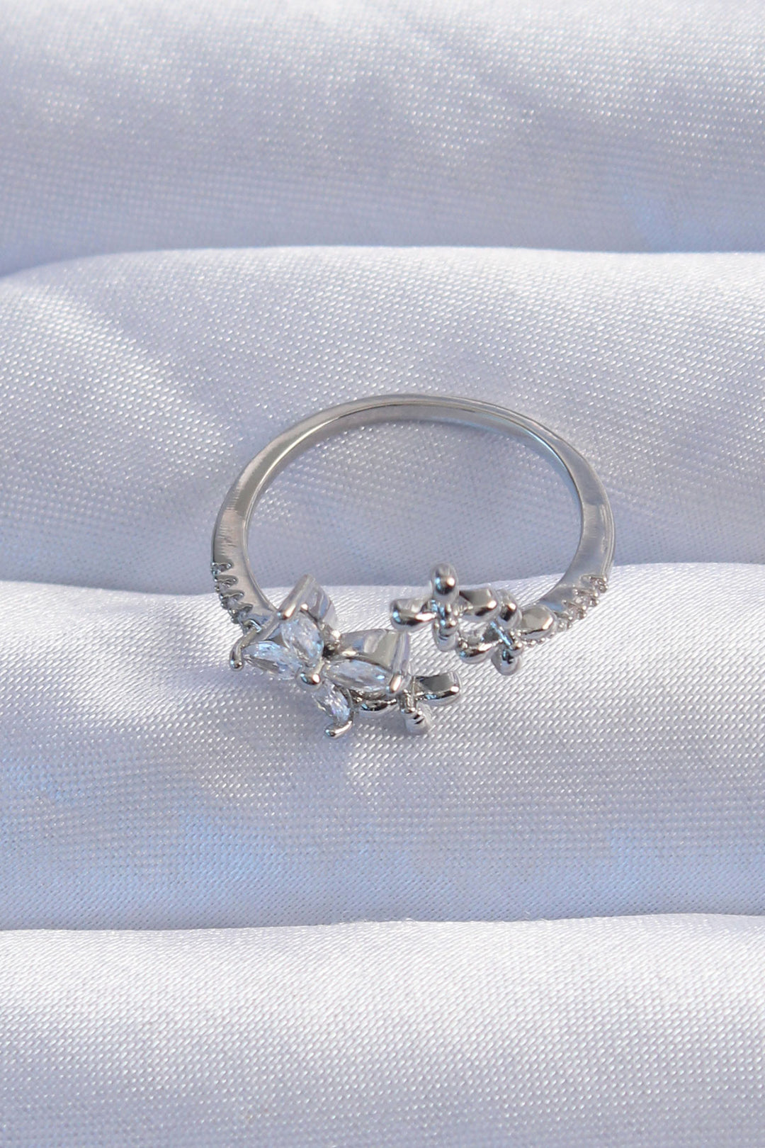 EBJ Adjustable Ring with Rice Silver Color Zircon Stone Flower Model - Solihull