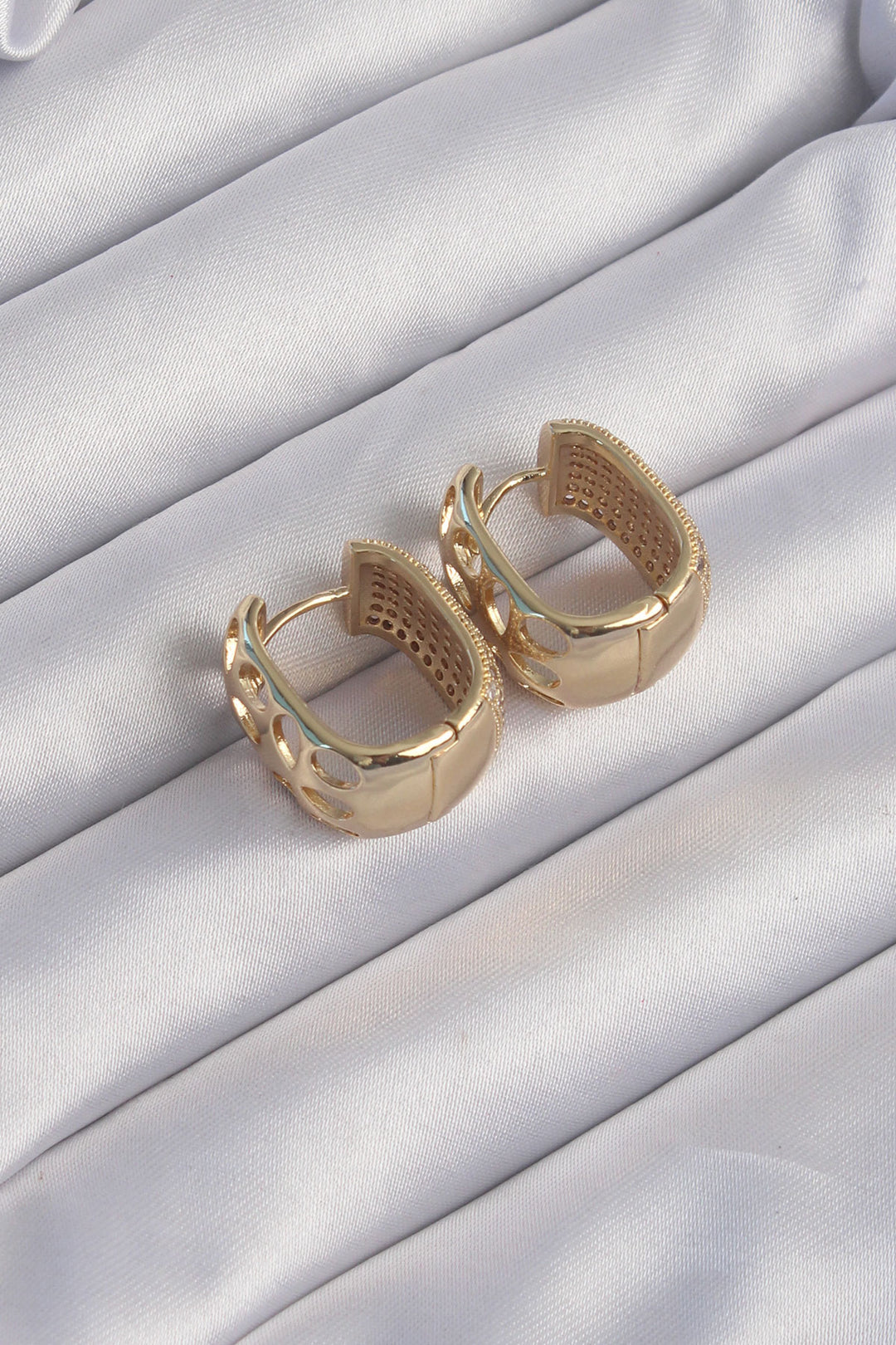 EBJ Minimal Ring Earring with Gold Color Zircon Stone - Bloomington