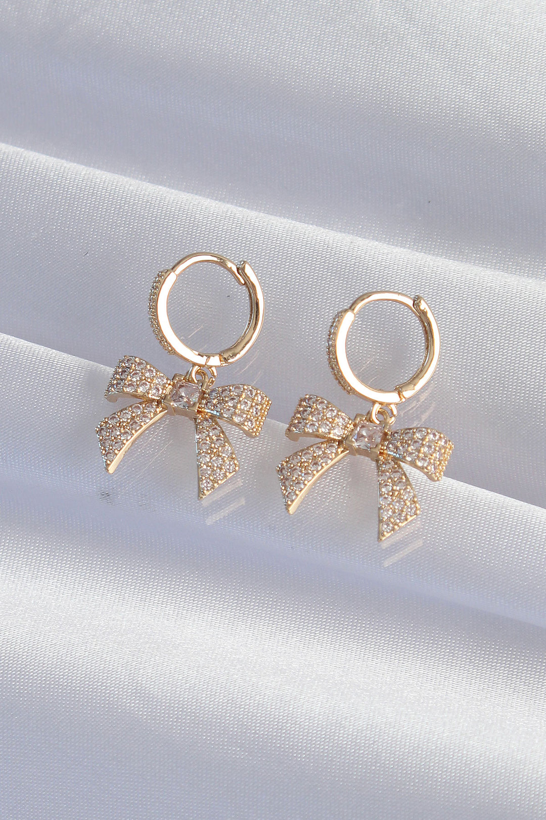 EBJ Gold Color Zircon Stone Bow Model Hoop Earring - Heroica Matamoros