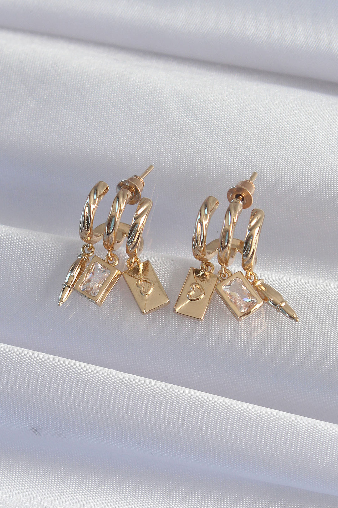 EBJ Rice Gold Color Zircon Stone Multi-Accessory Half Hoop Rib Earring - Des Moines