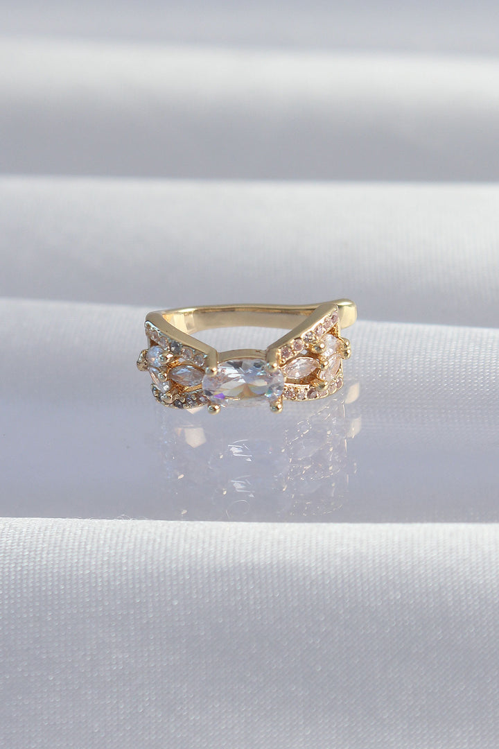 EBJ Gold Plated Rice Zircon Stone Earcuff Earring - Zaragoza