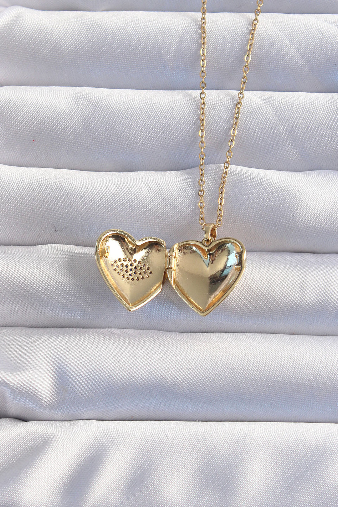 EBJ 316L Stainless Steel Chain Gold Color with Zircon Stone Eye Figure Openable Heart Model Necklace - Parkersburg