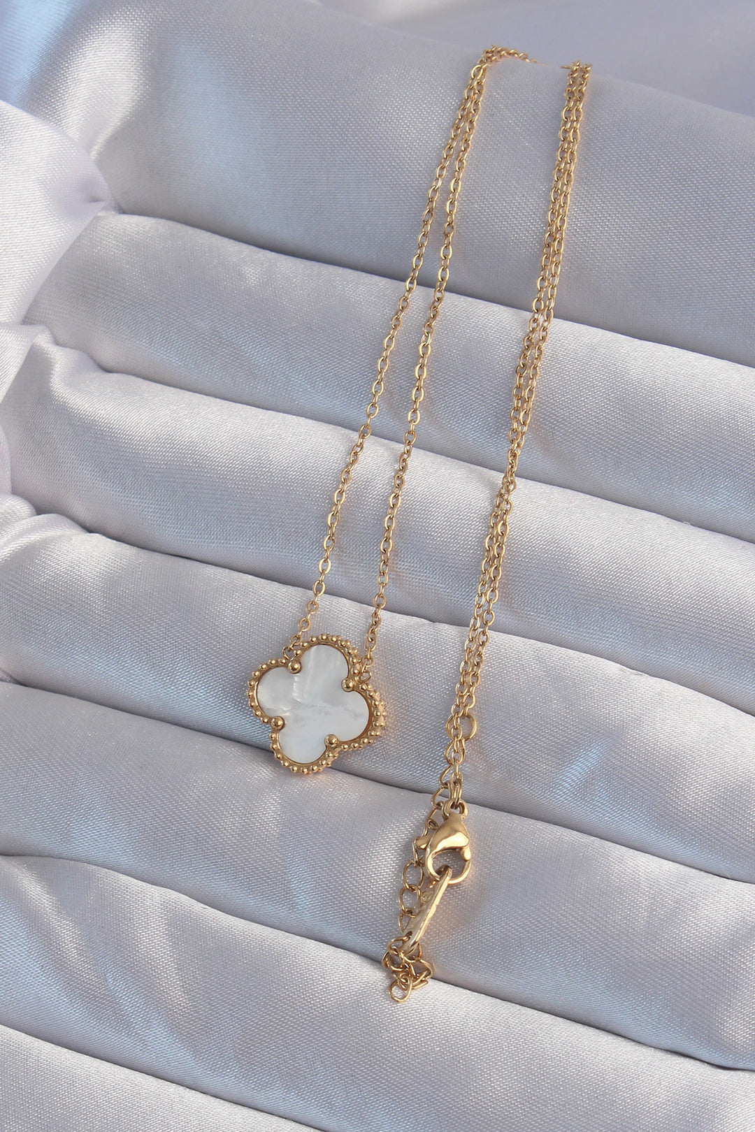 EBJ 316L Steel Gold Color White Mother of Pearl Clover Necklace - Svyetlahorsk