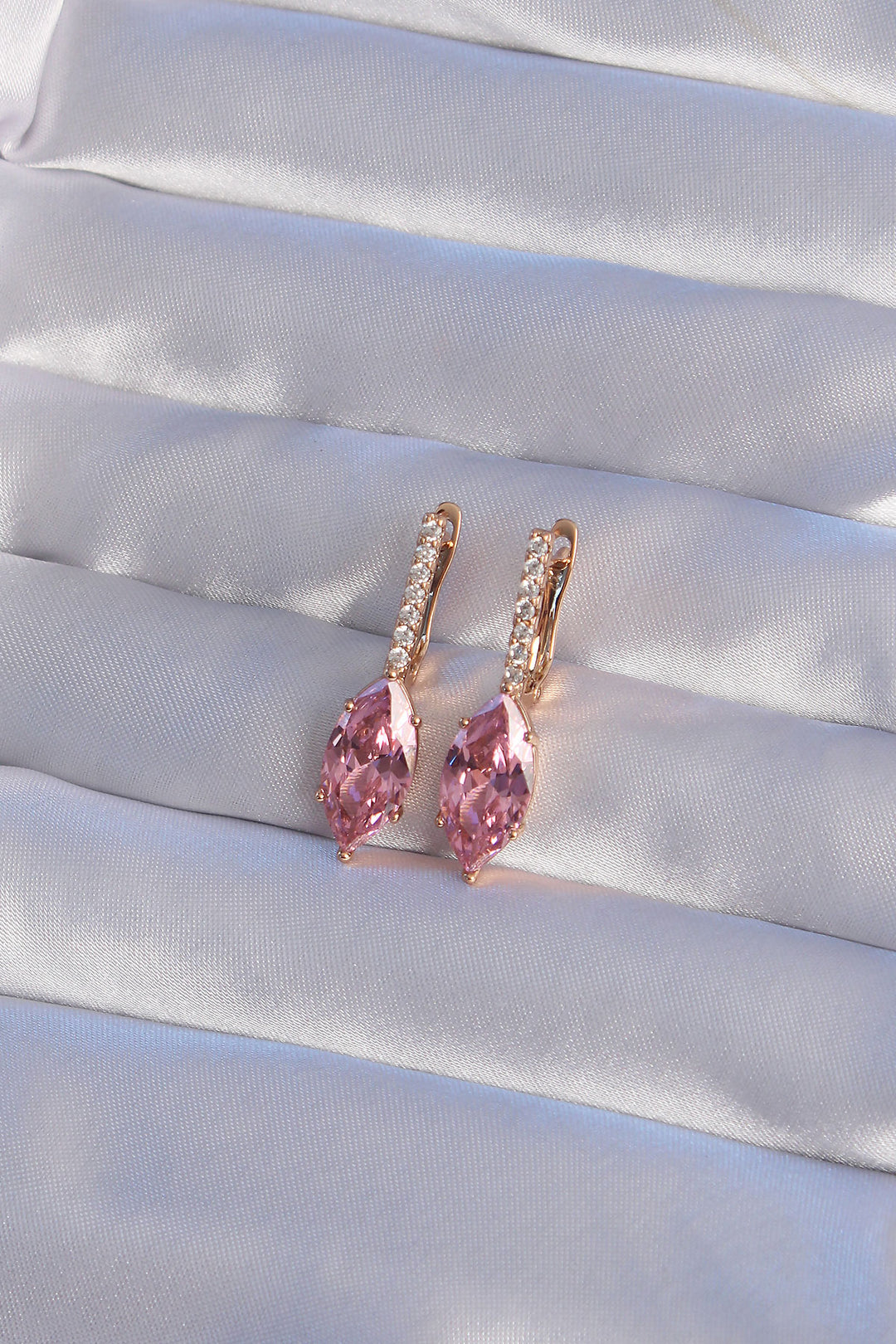 EBJ XUPİNG Rose Color Pink Zircon Stone Dangle Earrings - La Mirada