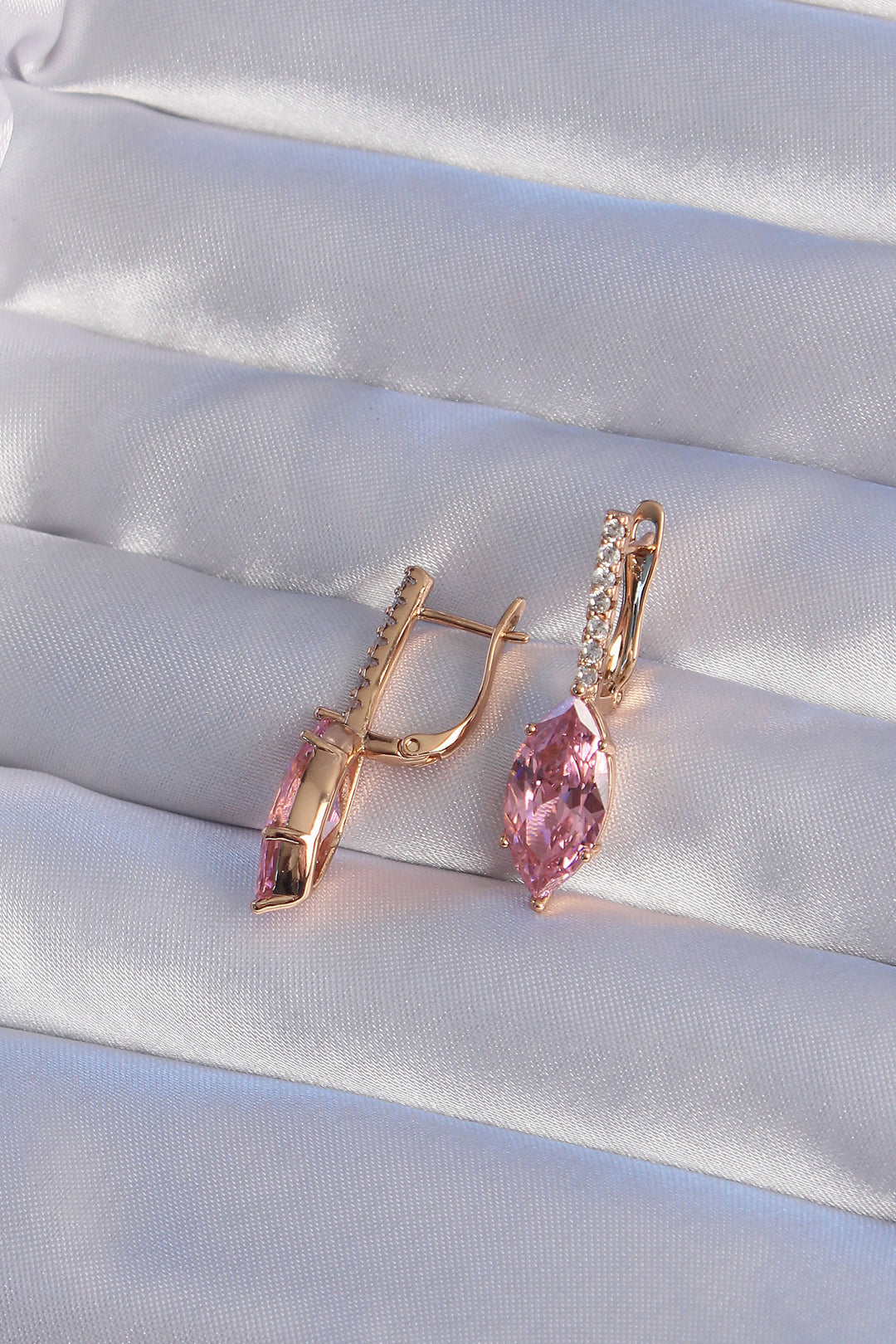EBJ XUPİNG Rose Color Pink Zircon Stone Dangle Earrings - La Mirada