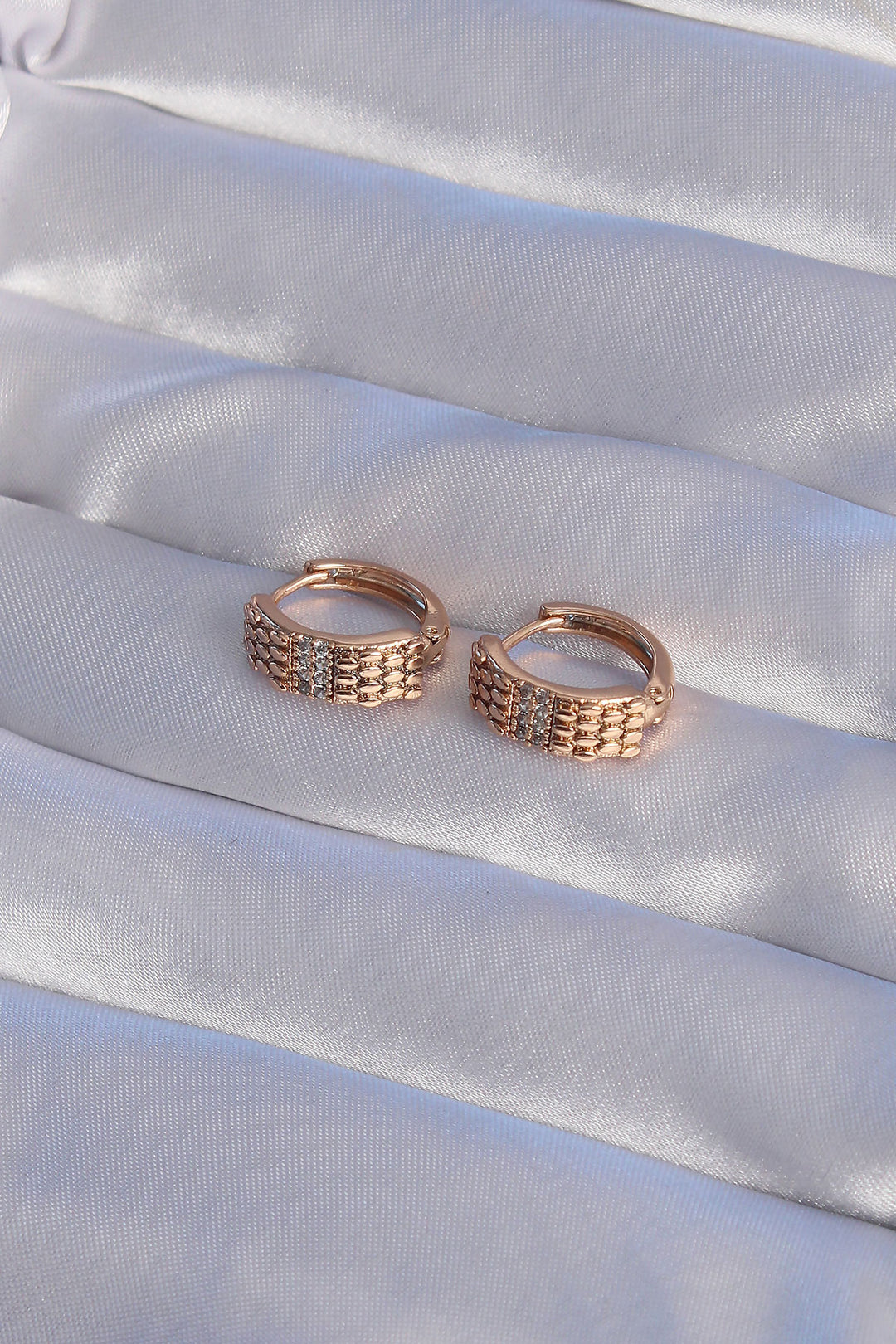 EBJ XUPİNG Rose Color Zircon Stone Embroidered Hoop Earring - Clovis