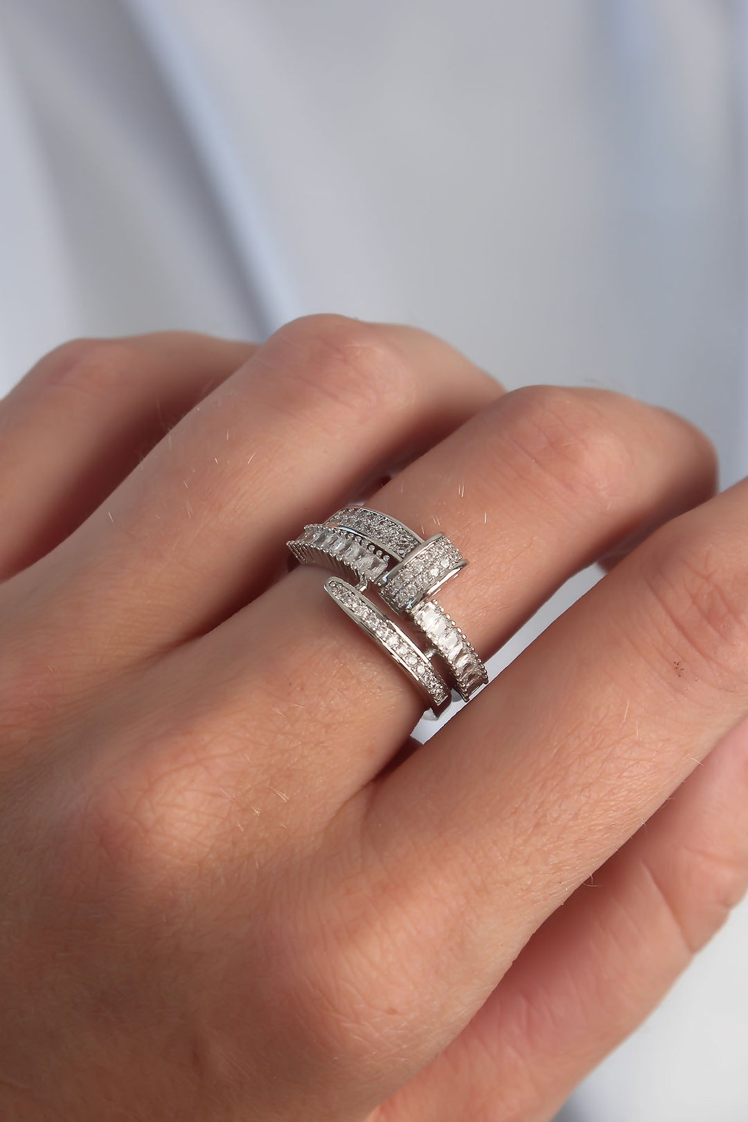 EBJ Adjustable Silver Color Zircon Stone Curved Nail Ring - Gera