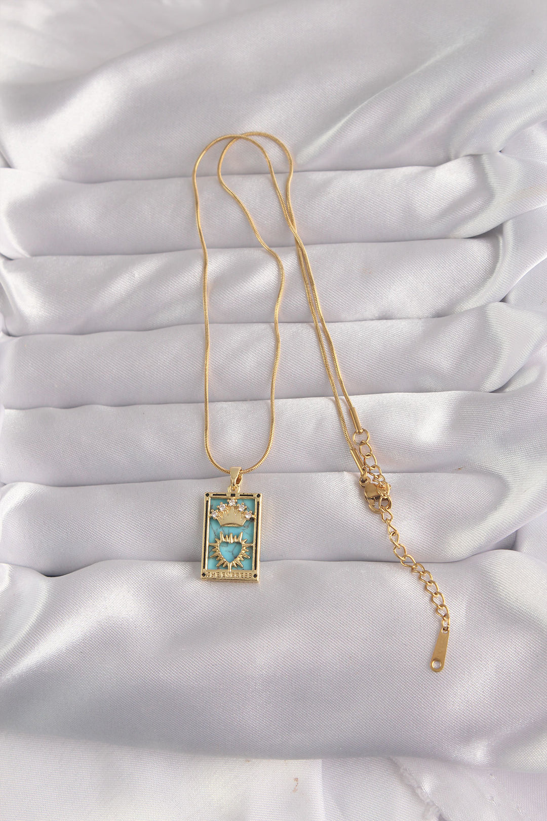 EBJ 316L Steel Gold Color Zircon Stone Blue Enamel Crowned Heart Figure Tarot Necklace - Basingstoke