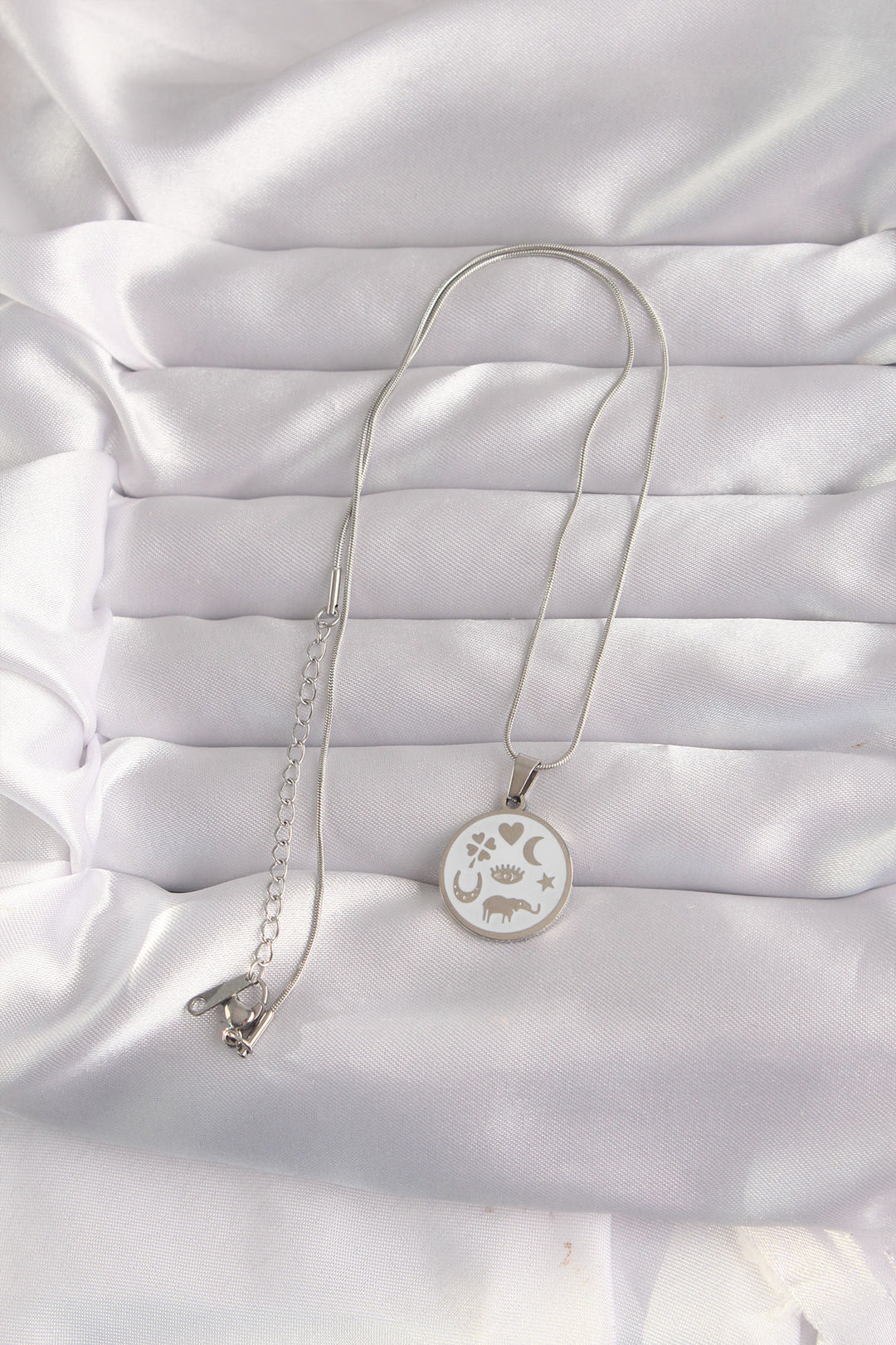 EBJ 316L Stainless Steel Silver Color White Enamel Mixed Figure Tarot Necklace - Marijampolė