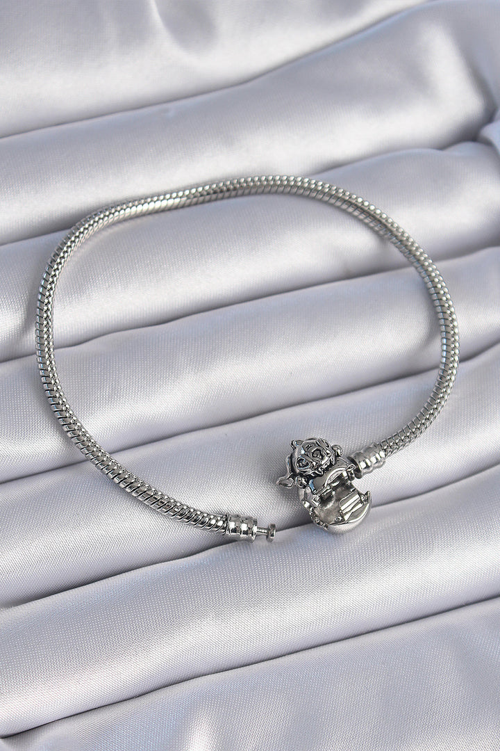 EBJ 316L Stainless Steel Chain Silver Color Motif Figure Charm Model Women's Bracelet - Pátra