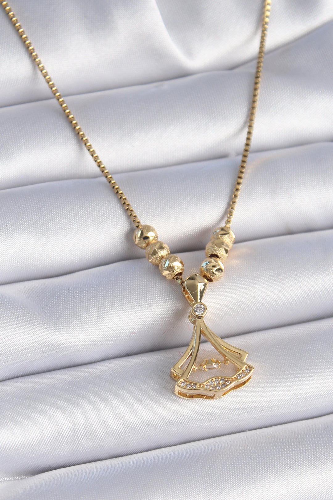 EBJ 316L Steel Chain Gold Color Ginkgo Leaf Model with Zircon Stone Women's Necklace - Ettlingen