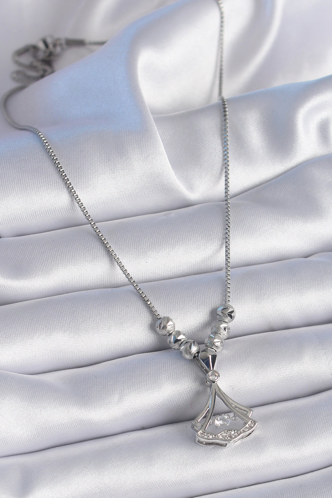 EBJ 316L Stainless Steel Chain Silver Color Gingko Leaf Model Zircon Stone Detail Women's Necklace - Úbeda
