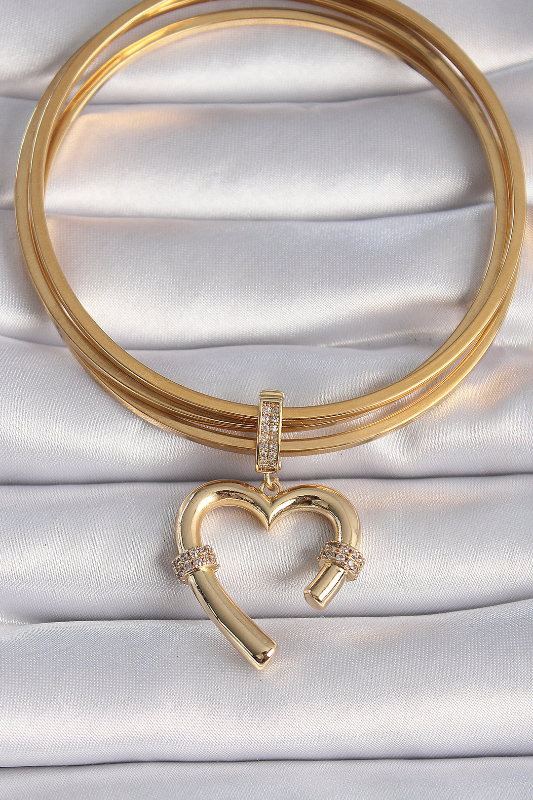 EBJ Rice Gold Color Zircon Stone Detailed Heart Figure Ajda Charm - Cairns
