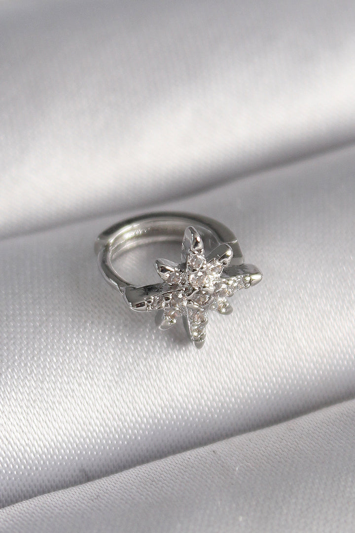 EBJ 316L Steel Silver Color Zircon Stone Star Model Tragus Piercing - García