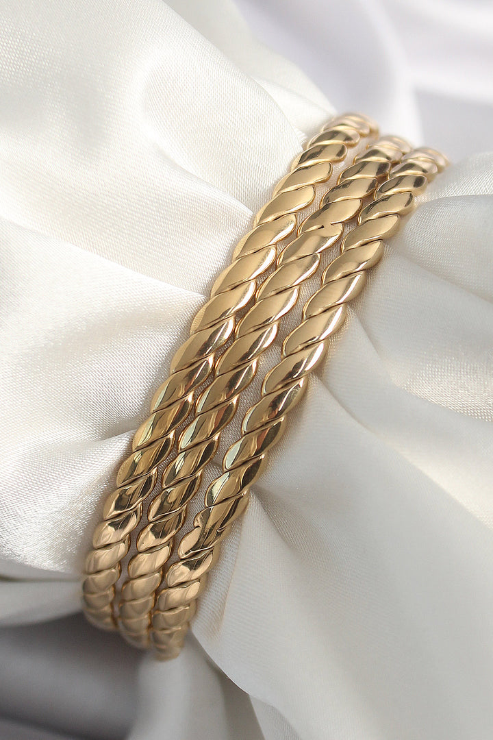 EBJ 316L Steel Gold Color 60 mm Burma Ajda Model Women's Bracelet - Cremona