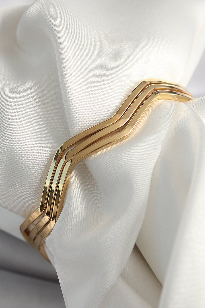 EBJ 316L Steel Gold color Zigzag Model Ajda Bracelet - Lorca