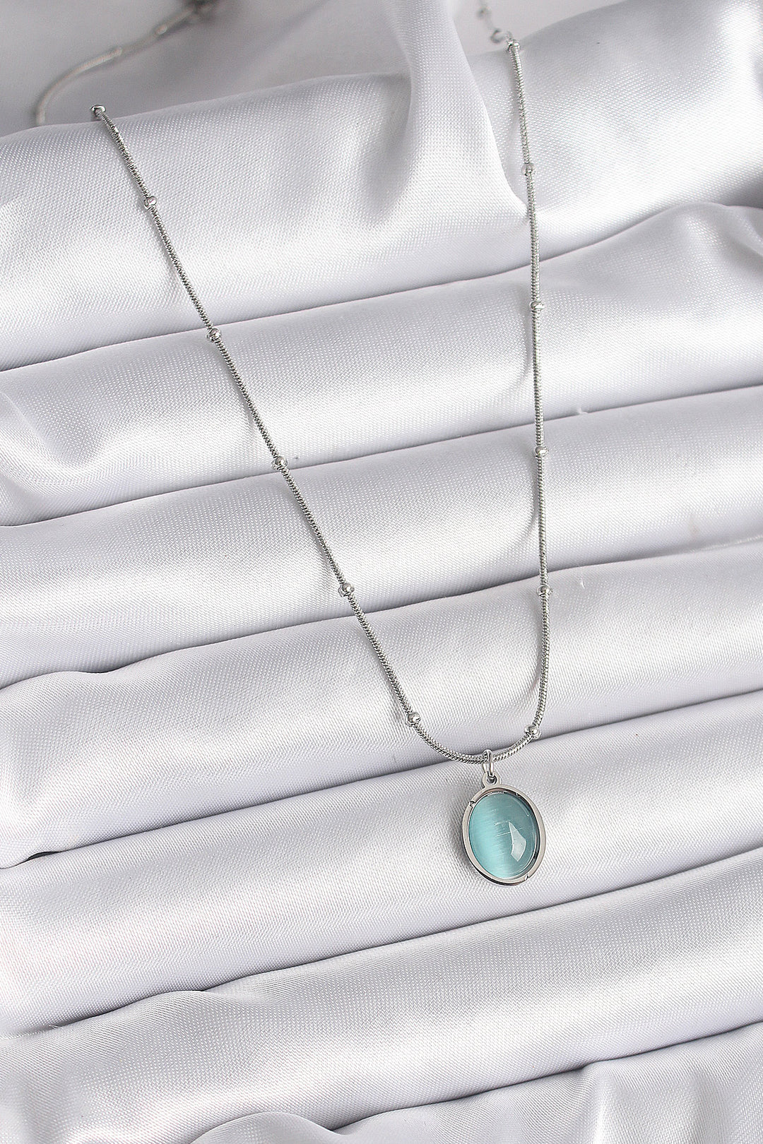 EBJ 316L Stainless Steel Silver Color Blue Cat Eye Iridescent Oval Model Women's Necklace - Altamura
