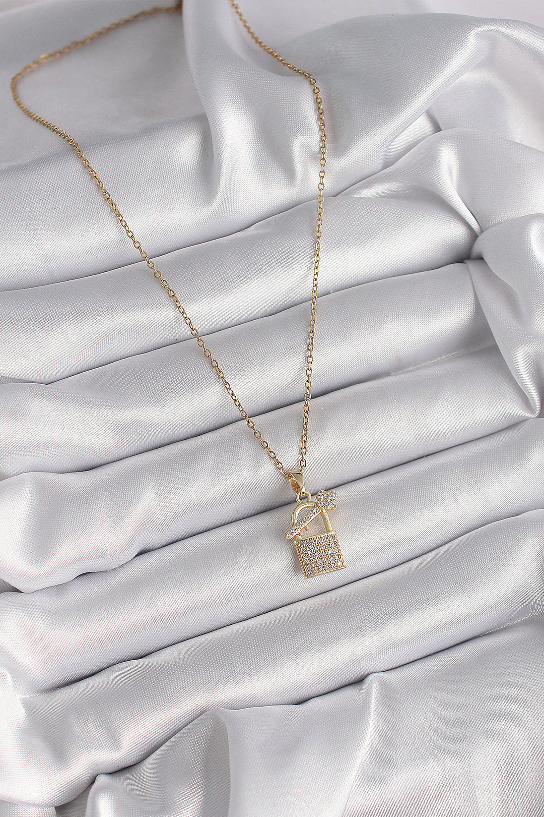 EBJ 316L Steel Gold Color Chain with Zircon Stone Pendant Lock Key Model Women's Necklace - Irapuato