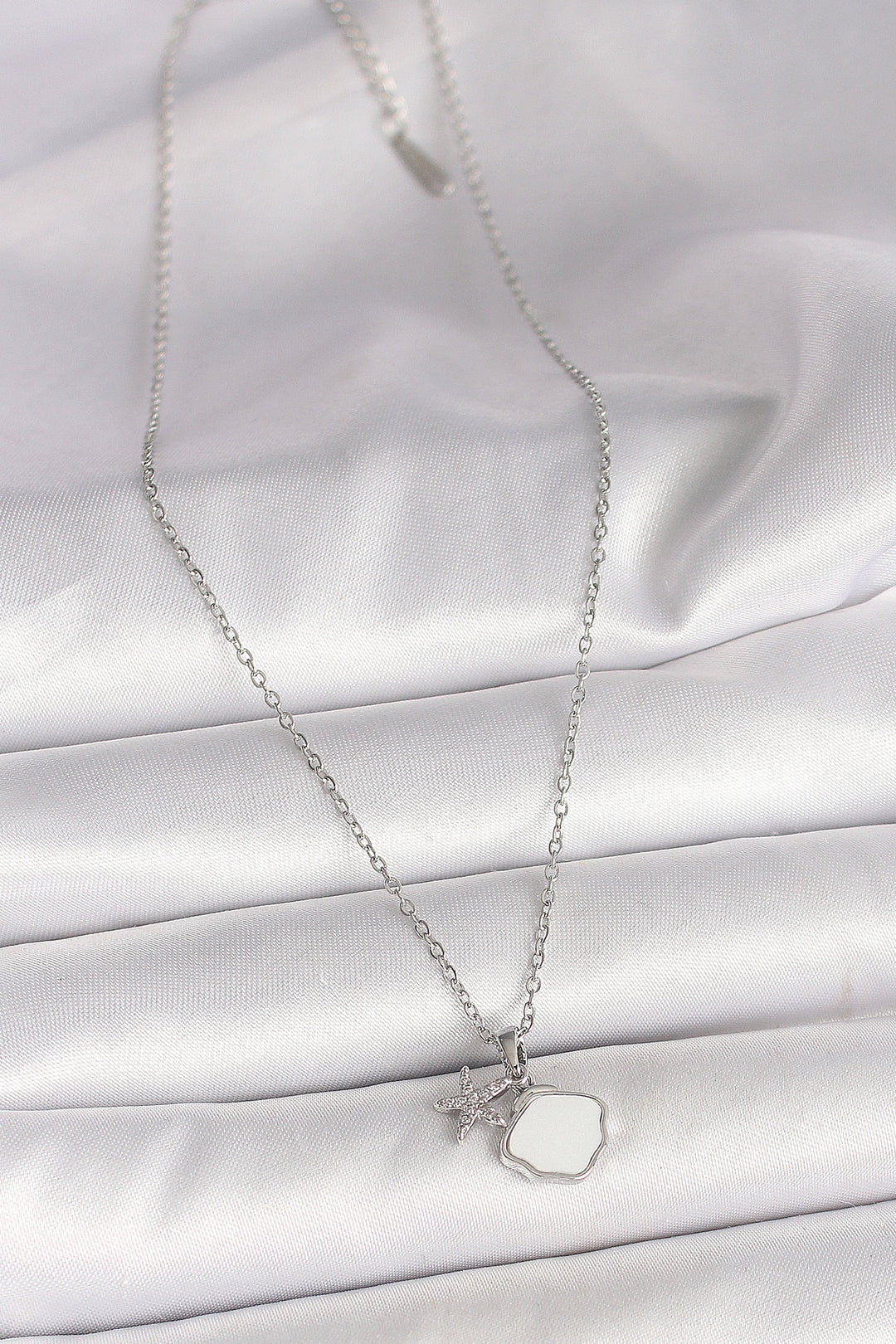 EBJ 316L Stainless Steel Silver Color Chain Pendant White Enamel Sea Shell with Zircon Stone Starfish Figure Women's Necklace - Scarborough