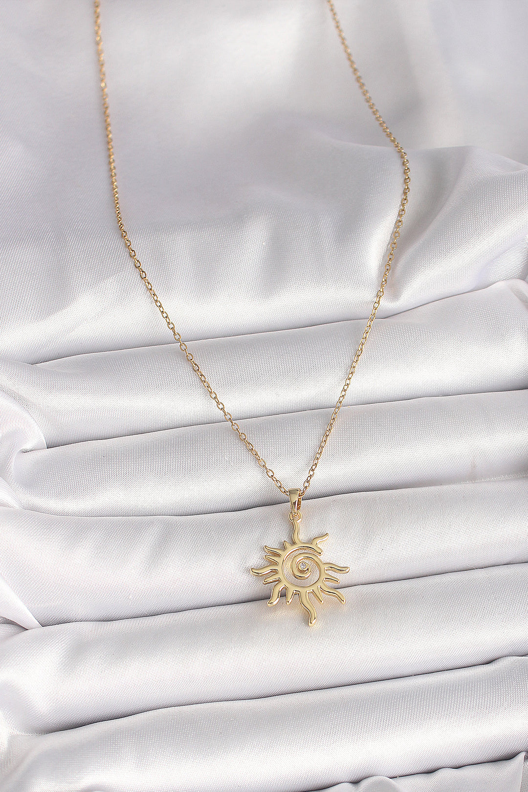 EBJ 316L Steel Gold Color Chain Sun Model Women's Necklace with Zircon Stone Detail - Union City