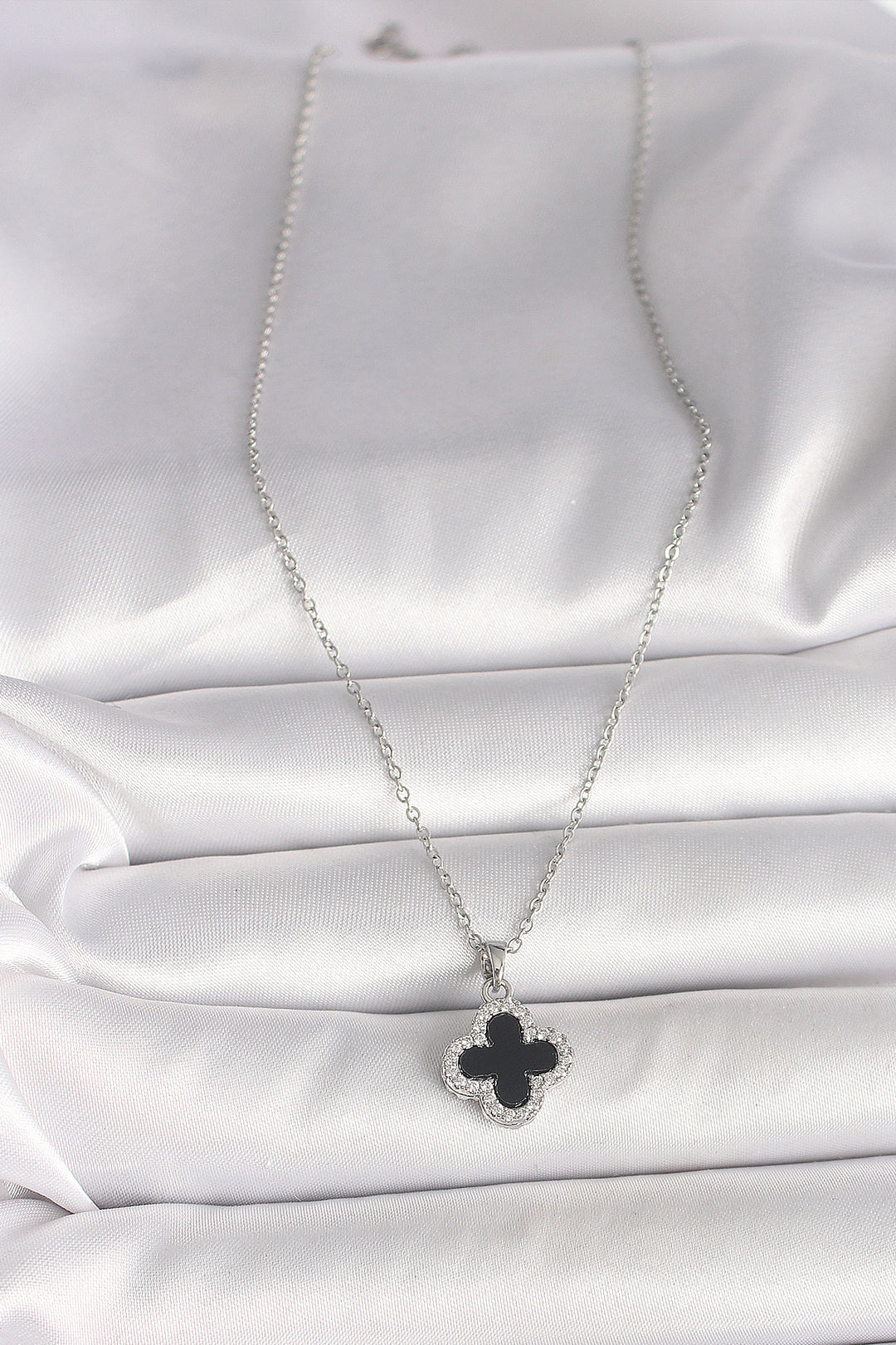 EBJ 316L Stainless Steel Silver Color Chain with Zircon Stone Clover Model Women's Necklace - Lewiston