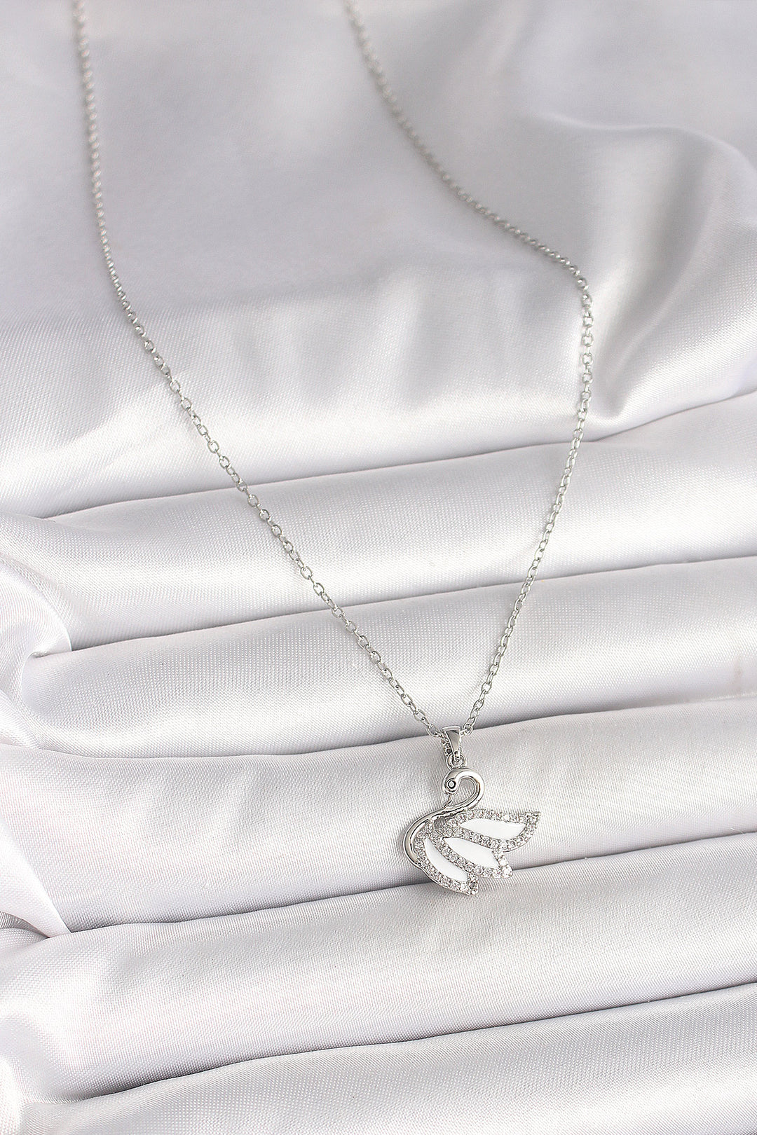 EBJ 316L Stainless Steel Silver Color Chain Swan Model Women's Necklace with Zircon Stone - Hilversum