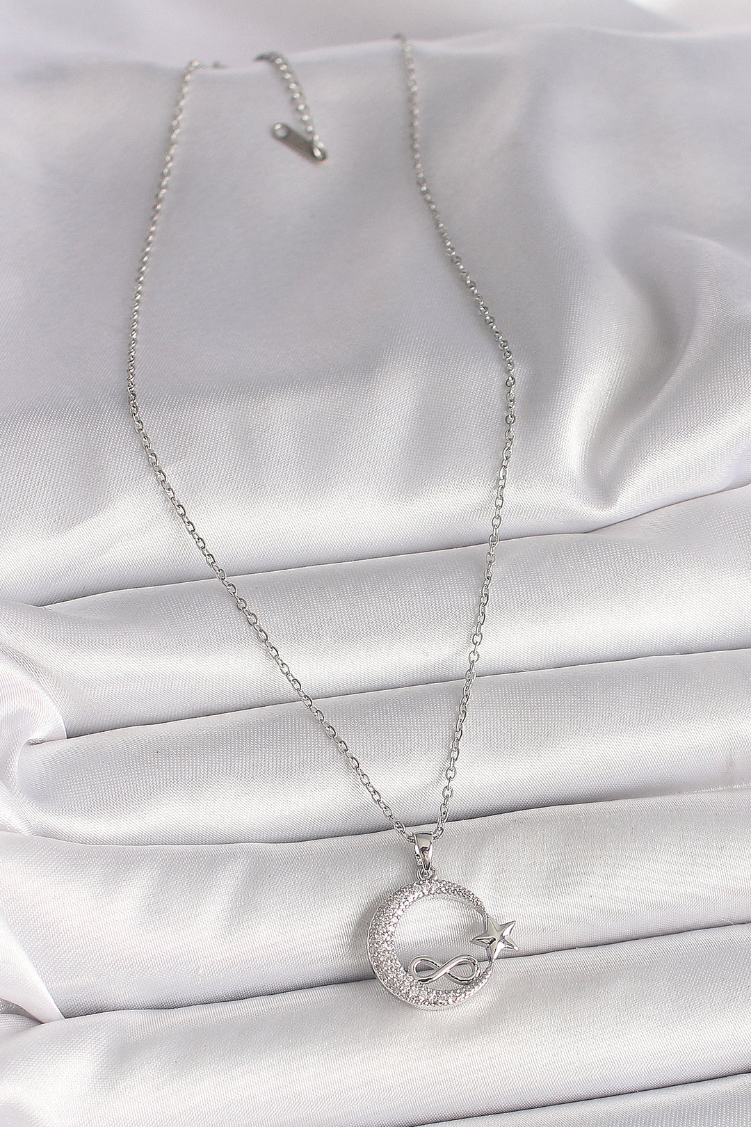 EBJ 316L Stainless Steel Silver Color Chain with Zircon Stone Crescent Moon Star Model Infinity Detail Women's Necklace - McLean