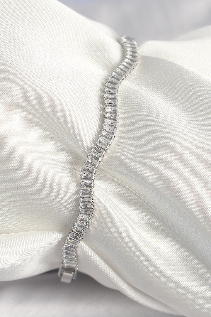 EBJ Rice Silver Color Waterway Zircon Stone Model Women's Bracelet - Midland