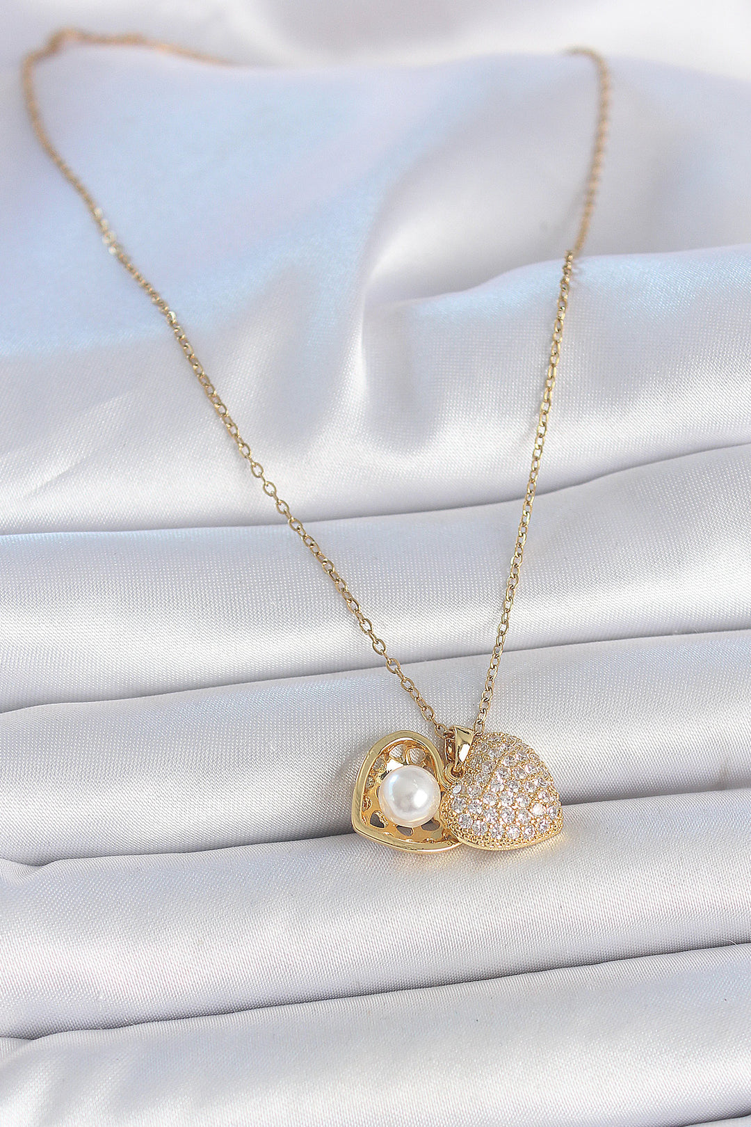 EBJ 316L Steel Gold Color Chain with Zircon Stone Pearl Heart Model Women's Necklace - Union City