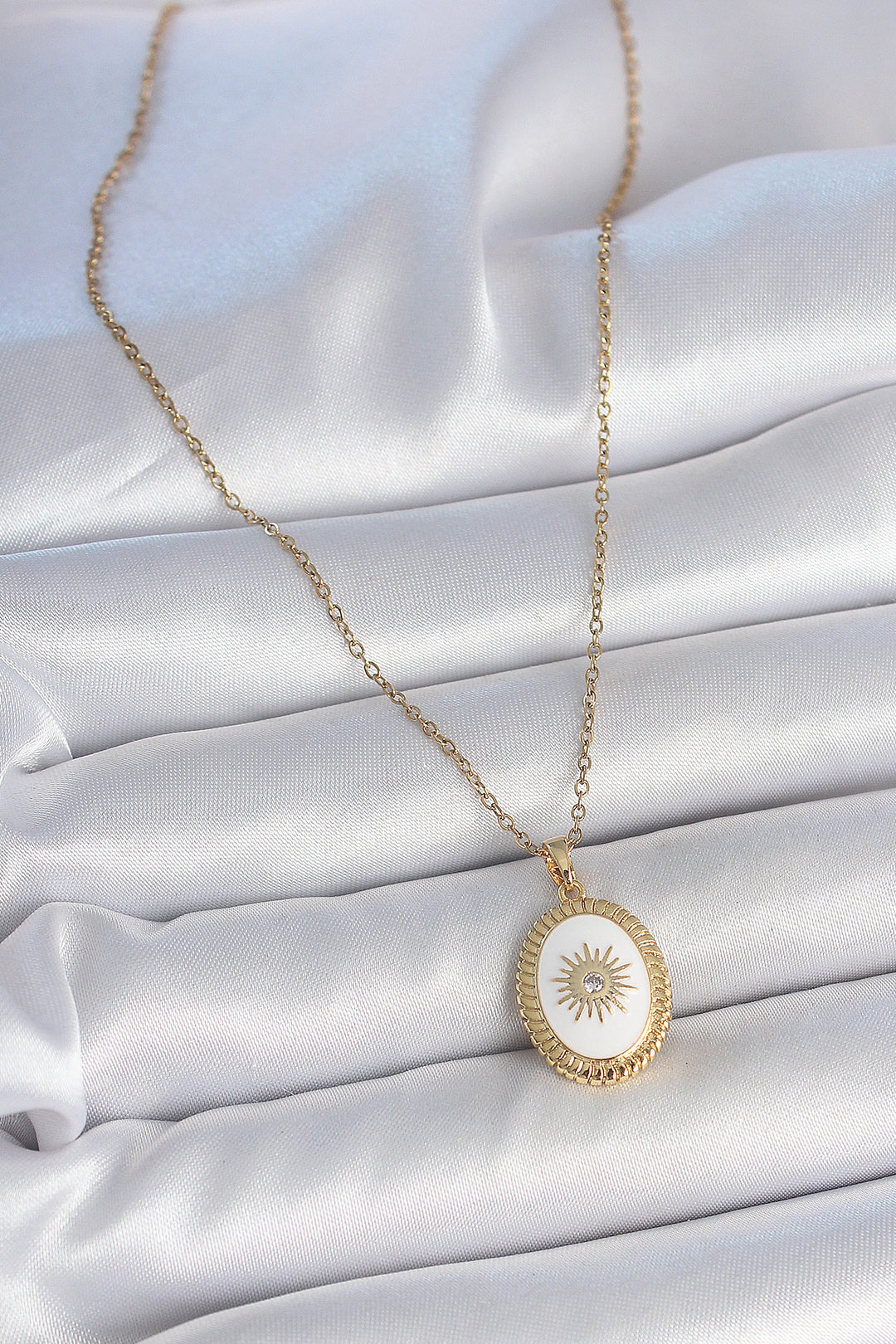 EBJ 316L Steel Gold Color Chain White Enamel Sun Embroidered Zircon Stone Detailed Medal Model Women's Necklace - Nettuno
