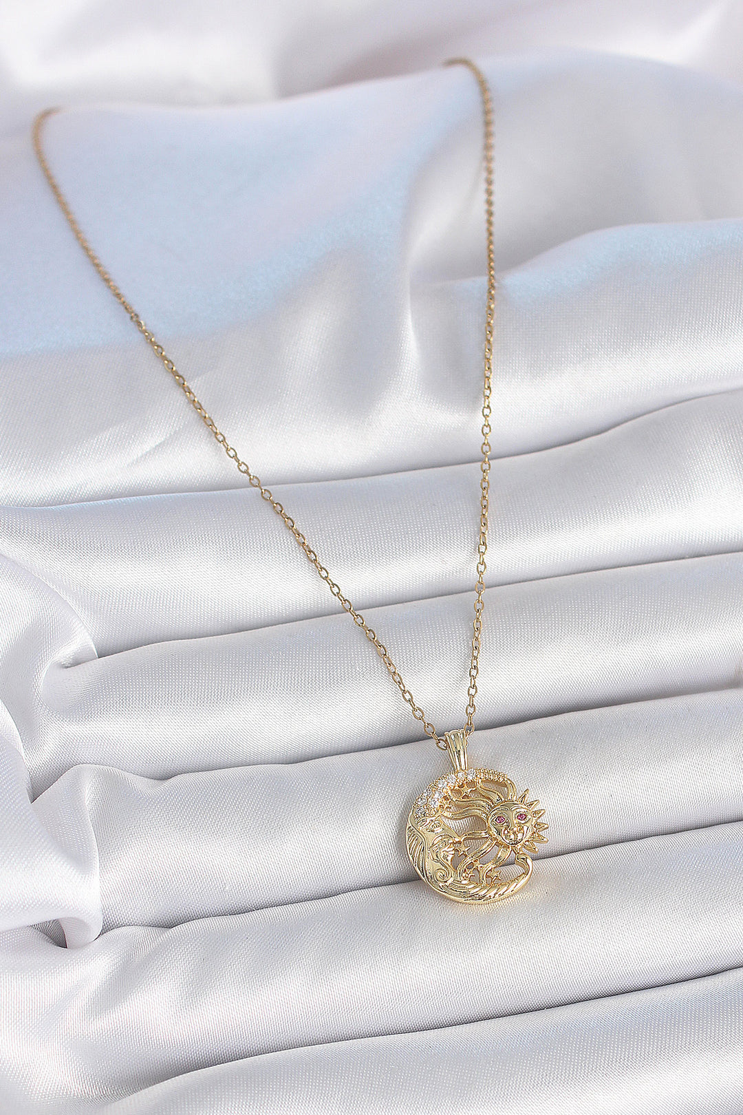 EBJ 316L Steel Gold Color Chain Sun Model Zircon Stone Detailed Women's Necklace - Round Lake Beach