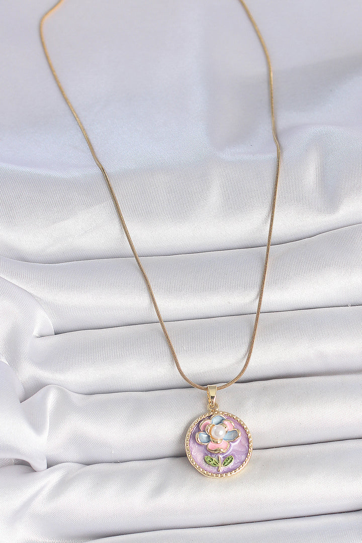 EBJ 316L Steel Gold Color Chain Purple Flower Embroidered Pearl Portrait Model Detail Women's Necklace - Sherbrooke