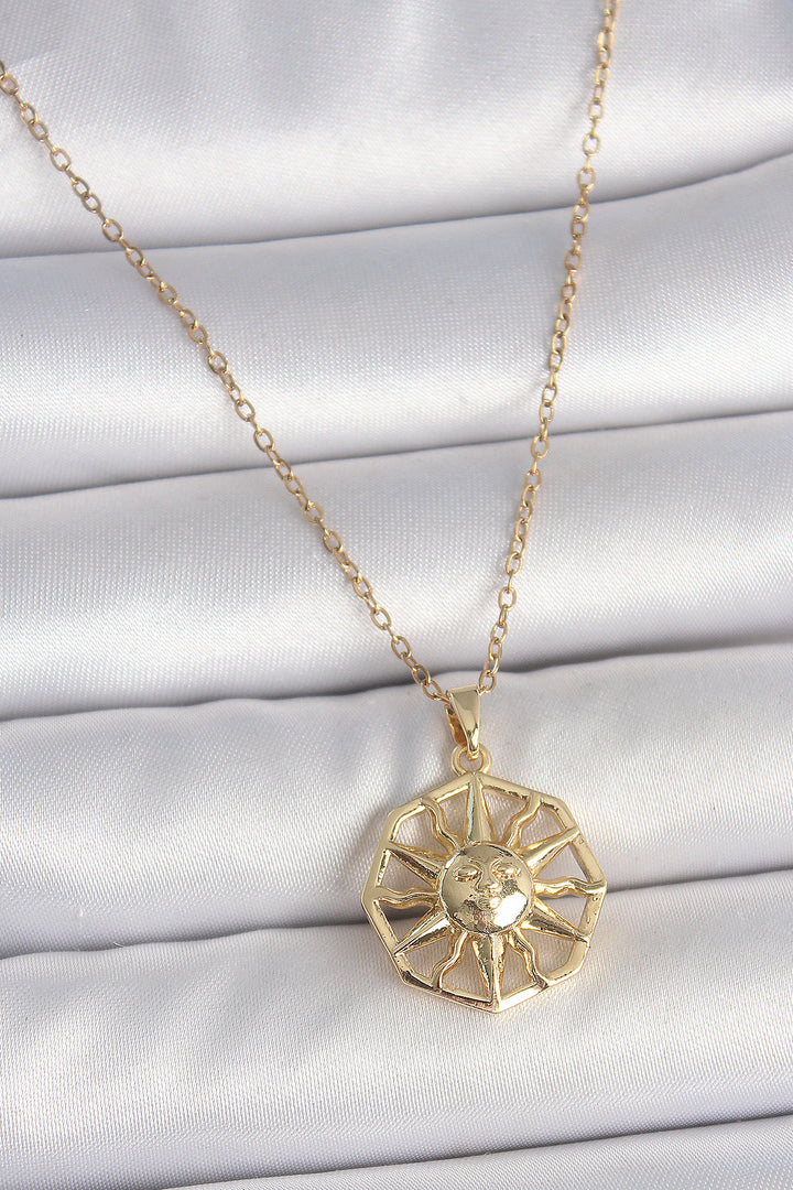 EBJ 316L Steel Gold Color Chain Embellished Sun Pattern Women's Necklace - Fiumicino