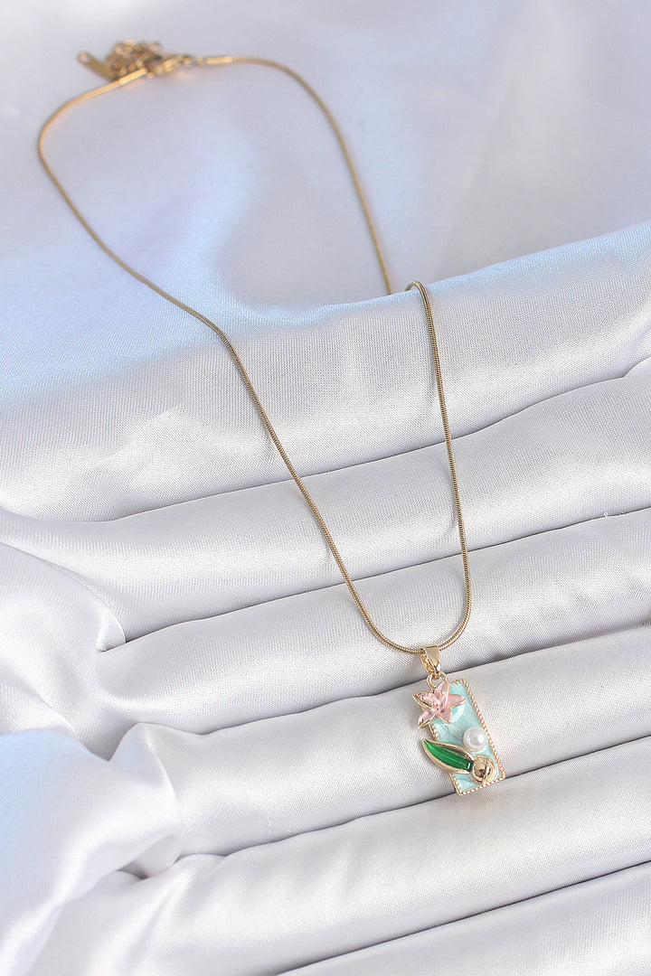 EBJ 316L Steel Gold Color Chain Blue Enamel Pink Flower Embroidered Pearl Detail Rectangular Portrait Model Women's Necklace - Alkmaar