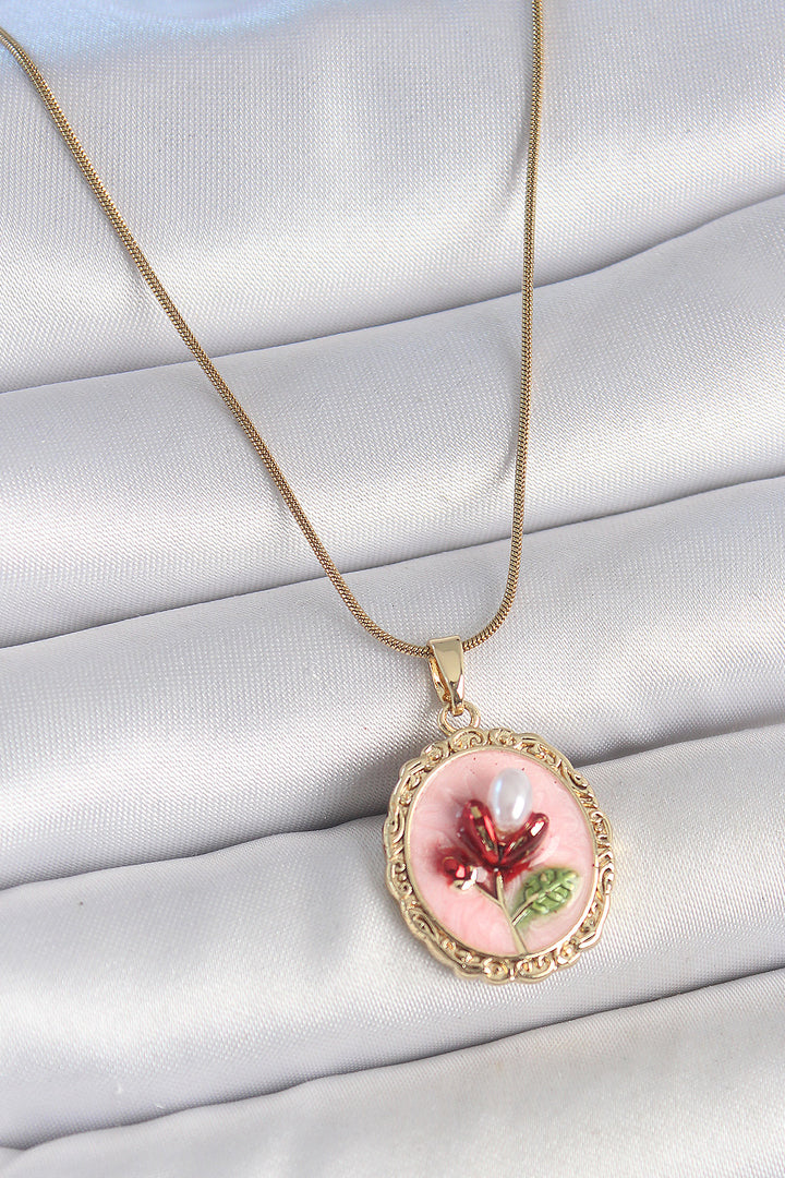 EBJ 316L Steel Gold Color Chain Pink Enamel Pearl Flower Embroidered Portrait Model Women's Necklace - Lac-Brome