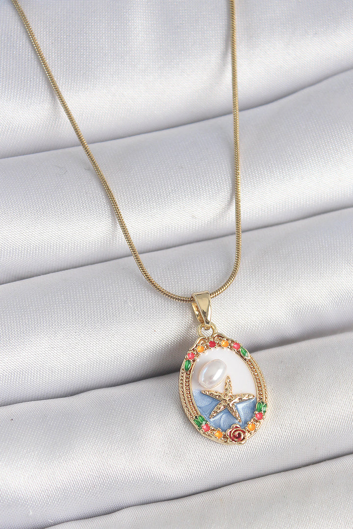EBJ 316L Steel Gold Color Chain Mixed Color Starfish Embroidered Pearl Detail Portrait Model Women's Necklace - Hialeah