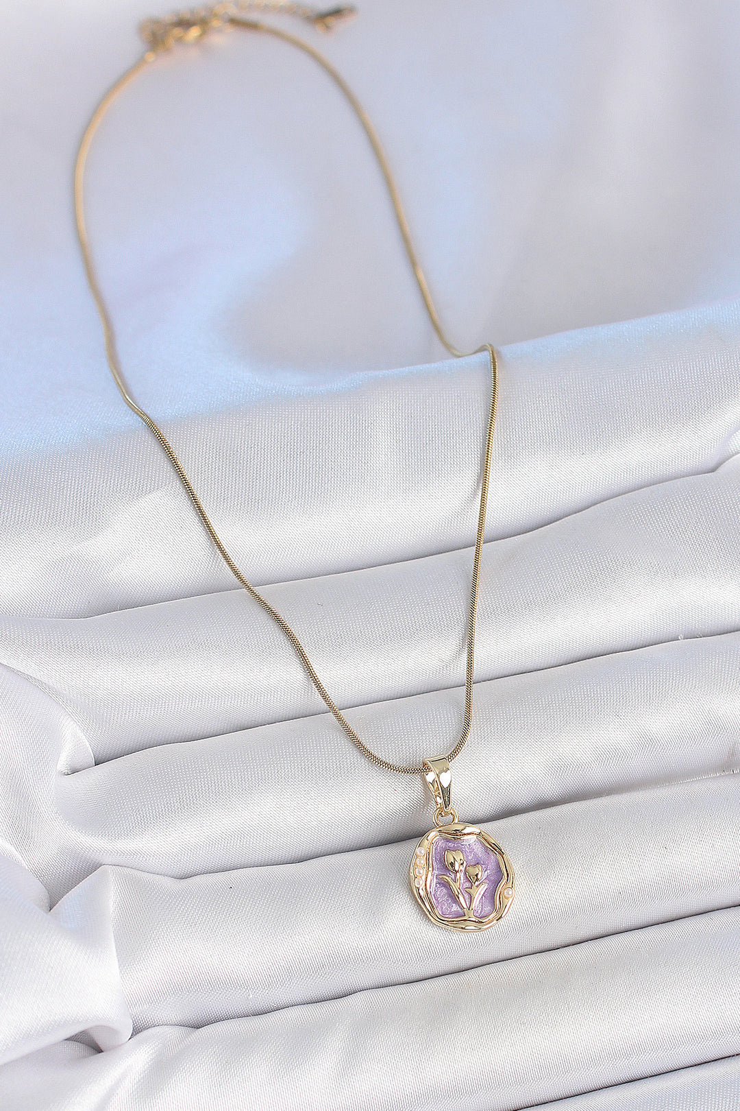 EBJ 316L Steel Gold Color Chain Purple Enamel Flower Embroidered Portrait Model Women's Necklace - Pontiac