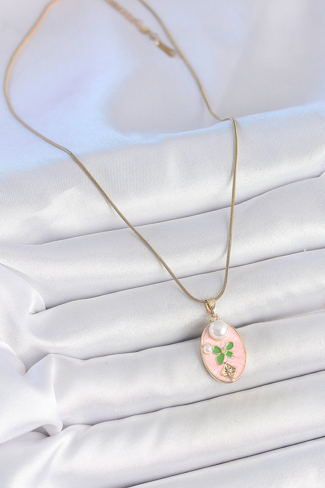 EBJ 316L Steel Gold Color Chain Pink Enamel Oval Pearl Flower Embroidered Portrait Model Women's Necklace - Kifisiá